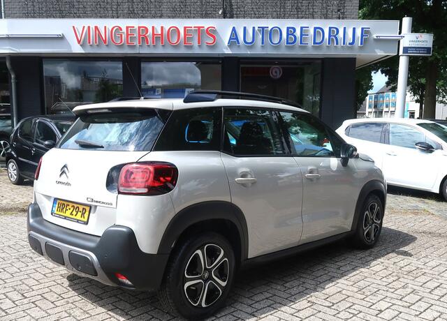 Citroen C3 Aircross 1.2 Benzine Feel Edition * Navigatie & Spotify viaApple Carplay of Android Auto * Airco * Cruise Control * Parkeersensoren * Hoge Zit * Hele mooie kleur * Vingerhoets: Vierde Generatie Eersteklas Service !