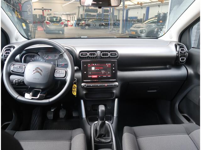 Citroen C3 Aircross 1.2 Benzine Feel Edition * Navigatie & Spotify viaApple Carplay of Android Auto * Airco * Cruise Control * Parkeersensoren * Hoge Zit * Hele mooie kleur * Vingerhoets: Vierde Generatie Eersteklas Service !