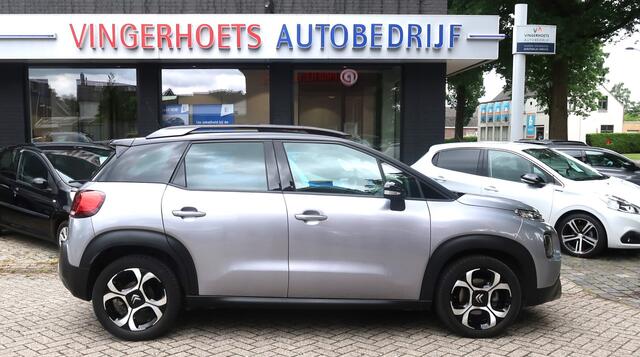Citroen C3 Aircross 130 Pk Benzine * AUTOMAAT * * Navigatie * Open Schuifdak Kantel Dak * Climate & Cruise Control * Keyless Start Button * L.M. Velgen * Vingerhoets; Vierde Generatie Eersteklas Service !