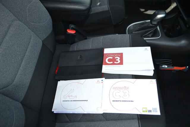 Citroen C3 1.2 PTShine I 110PK I AUTOMAAT I NAVIGATIE I ACHTERUITRIJCAMERA I ARMSTEUN I L.M. VELGEN I ALL SEASONBANDEN I