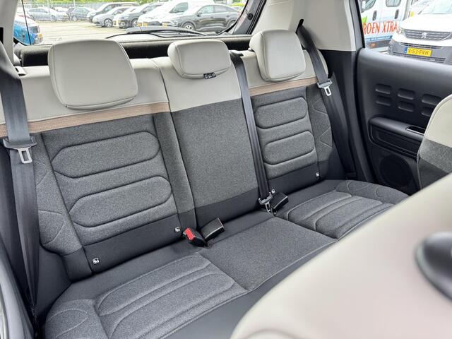 Citroen C3 1.2 PT 110 EAT6 Shine | Navi | Parkeercamera | Dodehoek | Prijs is rijklaar