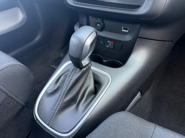 Citroen C3 1.2 PT SHINE AUTOMAAT 110PK AIRCO NAVI PDC-CAMERA CRUISE.