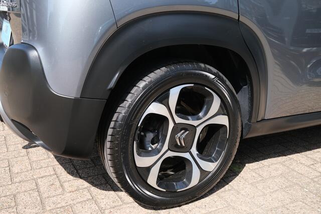 Citroen C3 Aircross PT 110 Shine Trekhaak | Navigatie | 17"