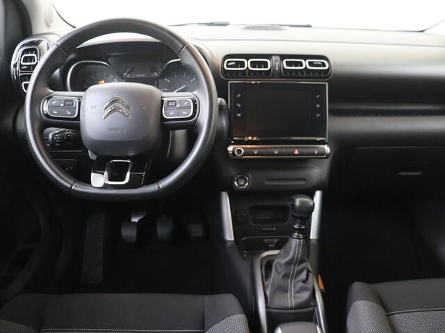 Citroen C3 Aircross 1.2 PureTech Shine Leuke wagen met hoge instap!