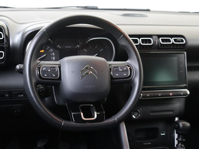 Citroen C3 Aircross 1.2 PureTech Shine Leuke wagen met hoge instap!