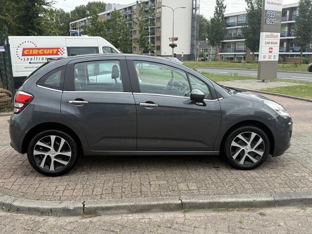 Citroen C3 1.2 PureTech Selection Airco/Navi/Parkeersensoren/All Weather banden/GEEN AFLEVERKOSTEN