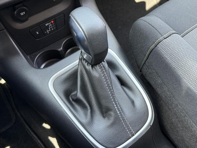 Citroen C3 1.2 PureTech Shine Automaat | PDC A | LM | Clima |