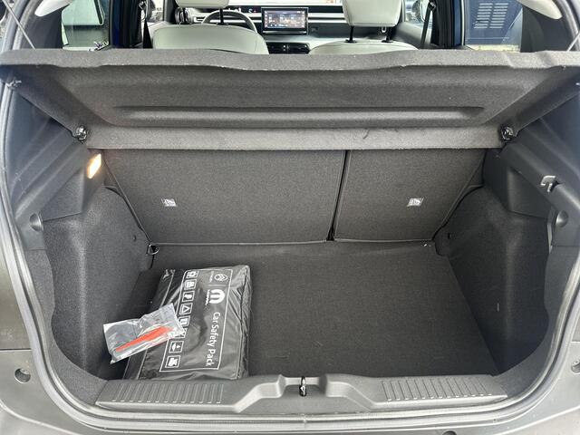 Citroen C3 1.2 Hybrid 110pk Max | Comfort Stoelen | Apple Carplay/Android Auto | Parkeercamera/-sensoren | Full LED | DAB | Cruise Control | Climate Control | Draadloze telefoonlader |