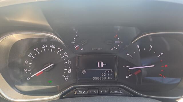 Citroen C3 Aircross 1.2 PureTech S&S Feel Ruime auto met trekhaak!!!