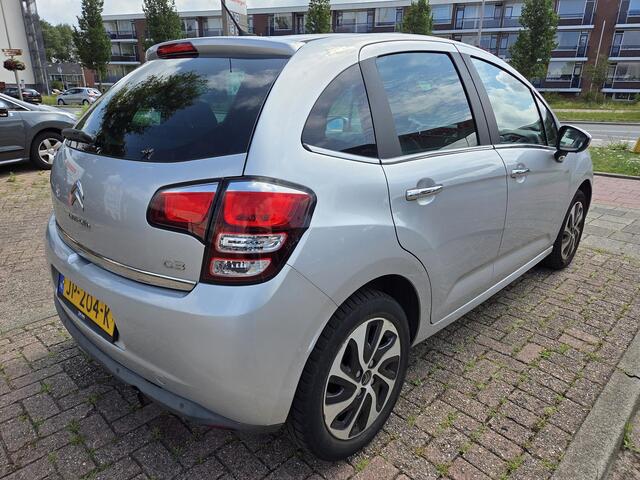 Citroen C3 1.2 PureTech Exclusive Airco/Navi/Zenith Panorama-voorruit/PDC/GEEN AFLEVERKOSTEN