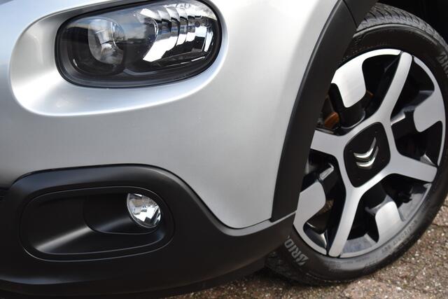 Citroen C3 PureTech 110 S&S Shine Navi | Airco | Parkeerhulp | Lage km stand | +