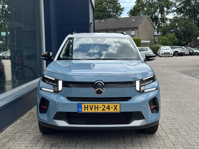 Citroen C3 1.2 Turbo 100 PK Max | Nieuwste Model | Navigatie | Parkeer Camera + Sensoren achterzijde | Lichtmetalen Velgen| Hoge zitpositie | LED Verlichting | Zwart dak | Climate control | Cruise control | DAB+ Radio |