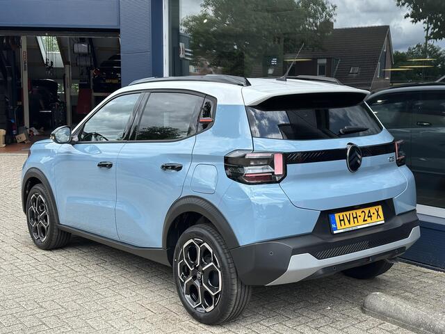 Citroen C3 1.2 Turbo 100 PK Max | Nieuwste Model | Navigatie | Parkeer Camera + Sensoren achterzijde | Lichtmetalen Velgen| Hoge zitpositie | LED Verlichting | Zwart dak | Climate control | Cruise control | DAB+ Radio |