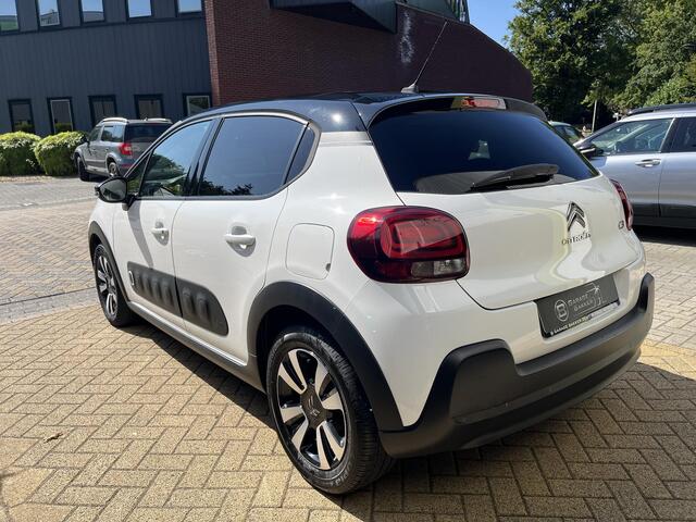 Citroen C3 1.2 PureTech Shine Panoramadak, Stoelverwarming, Cruise Control, Climate Control