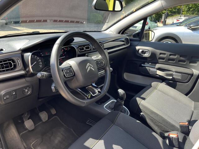Citroen C3 1.2 PureTech Shine Panoramadak, Stoelverwarming, Cruise Control, Climate Control
