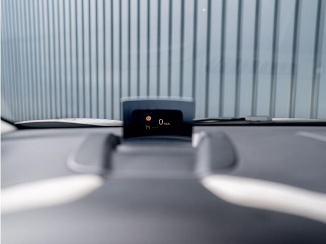 Citroen C3 Aircross 1.2 PureTech S&S Shine | Panodak | Head UP | Keyless | Prijs Rijklaar!!