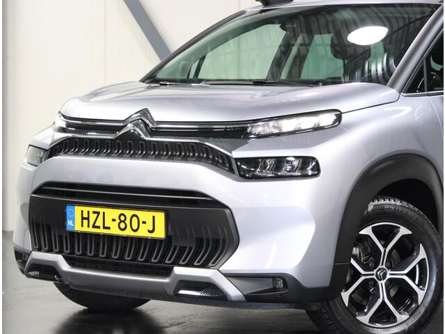 Citroen C3 Aircross 1.2 130PK Shine | AUTOMAAT | AppleCarplay/AndroidAuto | Camera | Cruise Control | Climate Control | Stoelverwarming | Navigatie |16"LMV | LED | Isofix | Privacy Glass | Parkeersensoren |