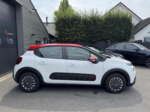 Citroen C3 1.2 PureTech Shine | Navigatie | Parkeersensoren | Cruise Control | Climate Control |