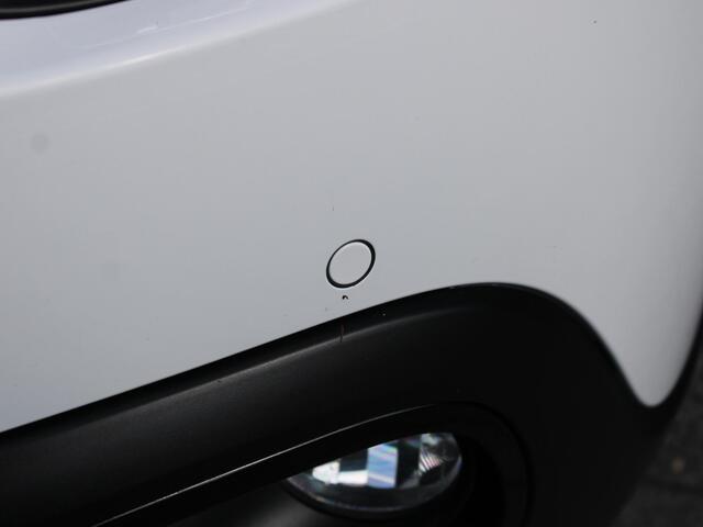 Citroen C3 Business 1.2 PureTech 82PK Navigatie, Achteruitrijcamera, Parkeersensoren, Keyless Entry & Start, Stoelverwarming, Apple Carplay, Android Auto