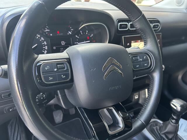 Citroen C3 Aircross 1.2 PureTech Shine // NAVI // CLIMA // CAMERA // CLIMA // CRUISE // APPLE CARPLAY / ANDROID AUTO