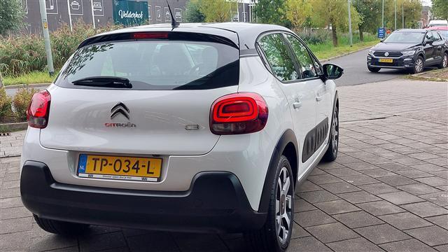 Citroen C3 1.2 PureTech S&S Shine Automaat