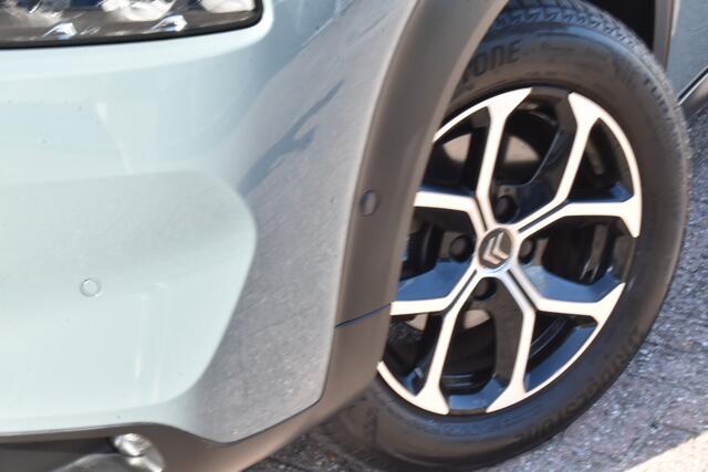 Citroen C3 Aircross PureTech 130 EAT6 Shine | Leder | Navi | Airco | Camera | Dodehoek detectie |