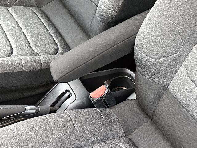 Citroen C3 110 PK Automaat Feel Edition | Rijklaar | Apple Carplay / Android Auto | Navigatie | All Season banden |
