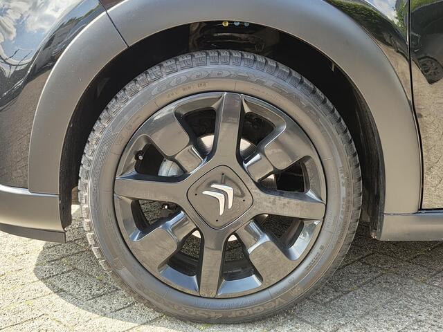 Citroen C3 Shine 1.2 Turbo 110pk EAT6 AUTOMAAT | NAVI | CAMERA | STOELVERW. | ALL-SEASON BANDEN | CLIMA |