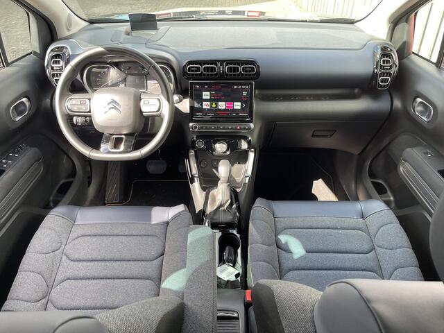 Citroen C3 Aircross 1.2 PureTech Shine 16"/Camera/Keyless/Head-up/Dodehoek/Grip Control/Navigatie/Apple Carplay & Android Auto/Climate/Cruise/PDC v+a