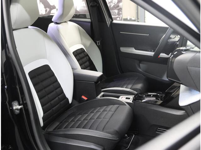 Citroen C3 Ë-C3 Aircross Max 113pk Comfort Range 44 kWh | Navigatie | ClimateControl | Camera | AppleCarPlay/AndroidAuto | CruiseControl | Comfortstoelen |