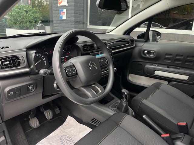 Citroen C3 1.2 Feel, Airco, Navi, CarPlay, Cruise, PDC, Two-Tone