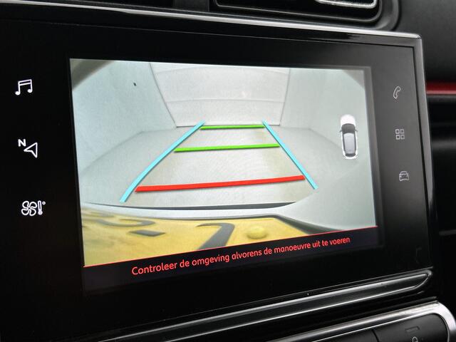 Citroen C3 110 PK Shine | Rijklaar RIJKLAAR | Afneembare Trekhaak | Camera | Apple Carplay | 17" LMV |