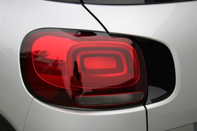 Citroen C3 Aircross 1.2 PureTech S&S Feel | Incl. 12 maanden garantie | Cruise control | Climate control | Lane assist | Apple carplay/Android auto | Trekhaak | Parkeersensoren | DAB radio |