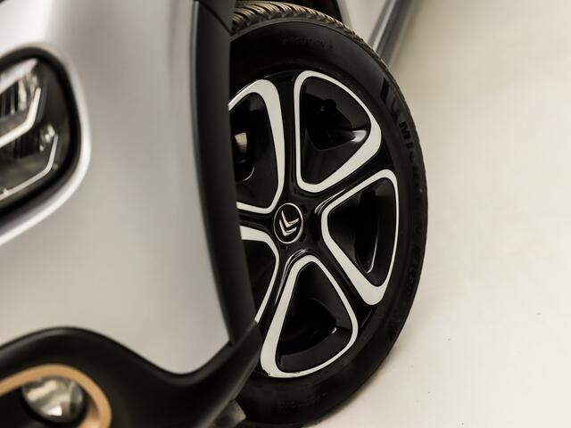 Citroen C3 1.2 PureTech Sport (APPLE CARPLAY, NAVIGATIE, GETINT GLAS, PARKEERSENSOREN, LED KOPLAMPEN, SPORTSTOELEN, CRUISE, LM VELGEN, NIEUWSTAAT)