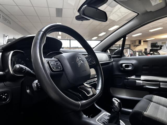 Citroen C3 1.2 PureTech Shine/ D-Riem verv: 110.000 KM!/ Camera/ 17'' LMV/ Keyless/ Apple + Android/ DAB+/ PDC V+A/ Clima/ Cruise/ Bluetooth/ Lane-Assist./ Multi. LEDER. Stuur/ Mistl.