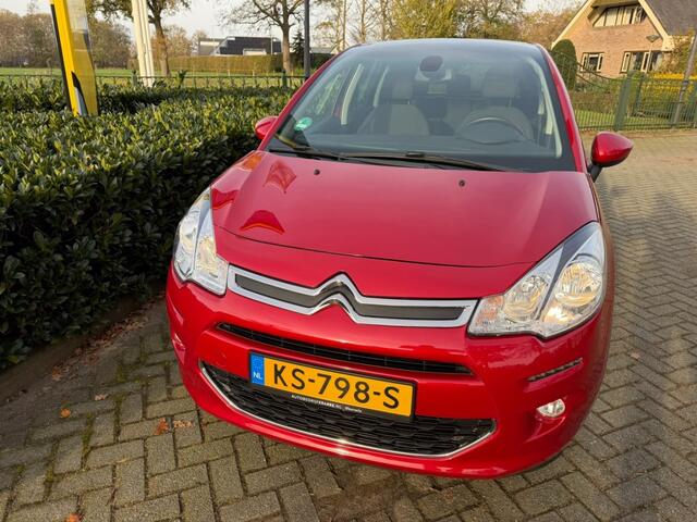Citroen C3 1.2 PureTech Exclusive Pano / ECC / Cruise