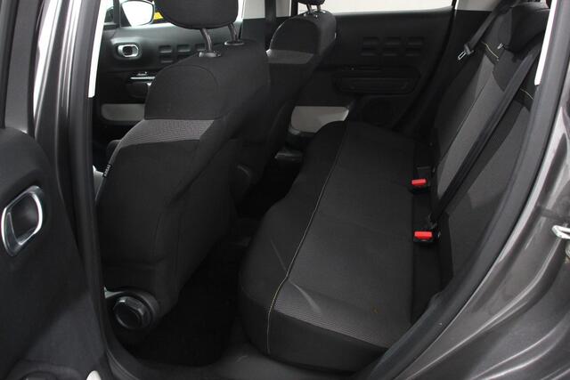 Citroen C3 1.2 PureTech Shine LEES OPMERKINGEN| Navigatie | Camera | Climate Control | Parkeer sensoren | Lichtmetalen Velgen | Cruise Control