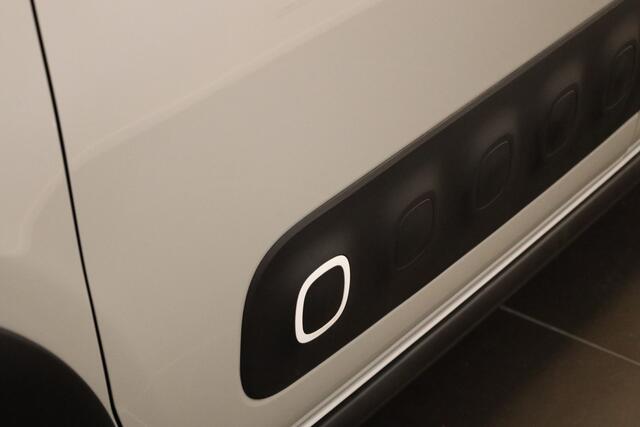 Citroen C3 PT 82 Feel Edition AppleCarplay/AndroidAuto | Navi | Parkeer Sensoren | Two-tone