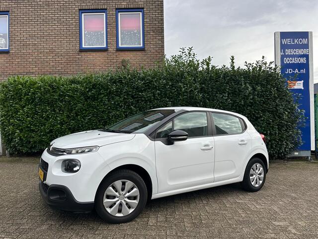 Citroen C3 1.2 PureTech Feel 105g Airco, Cruise C, Lmv, Trekhaak!!!! DONDERDAG 11-12 ZIJN WIJ GEOPEND VAN 14:00/17:00!!!