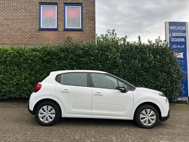 Citroen C3 1.2 PureTech Feel 105g Airco, Cruise C, Lmv, Trekhaak!!!! DONDERDAG 11-12 ZIJN WIJ GEOPEND VAN 14:00/17:00!!!
