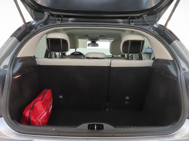 Citroen C3 1.2 PureTech Shine 1e-Eig. & Keurig-Onderh. BOVAG-Garantie. NL-Auto.