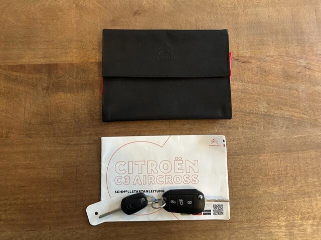 Citroen C3 Aircross 1.2 110pk Shine Navi, Carplay, LMV, Stoelverw.