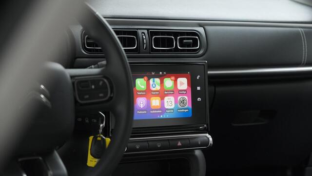 Citroen C3 PureTech 83 C-Series | Apple Carplay | Stoelverwarming | Climate Control | Parkeersensoren | Allseason Banden