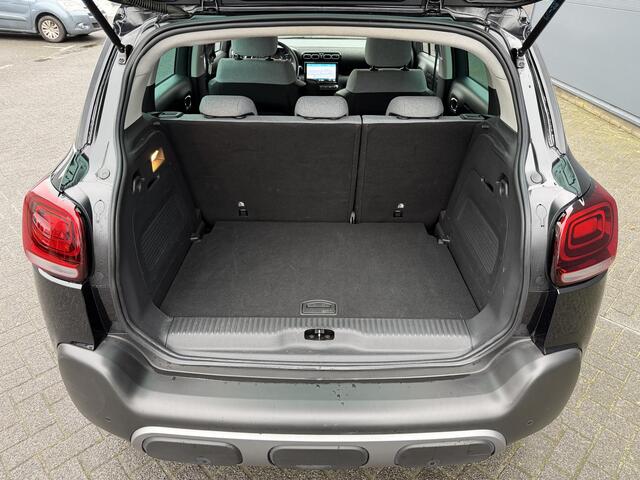Citroen C3 Aircross 130pk Shine (Camera - Leder - 17"incl 4S - Automatische Airco - Grip Controle - LED - Parkeersensoren - Navigatie)
