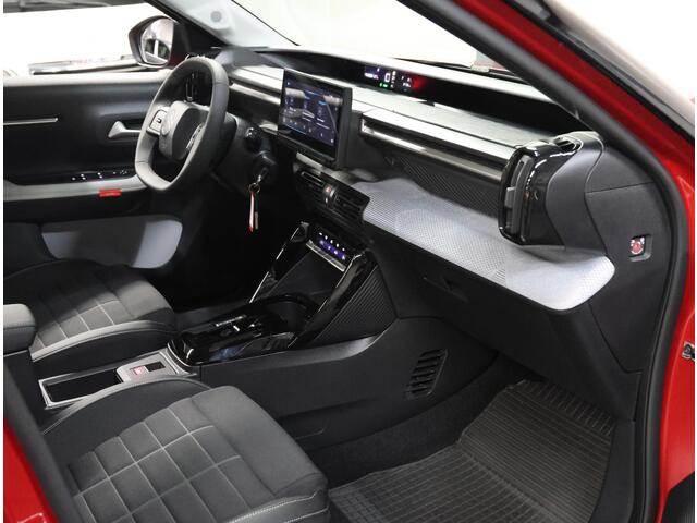 Citroen C3 Ë-C3 Max 113PK 44 kWh | ACCURAPPORT 100%| AppleCarplay/AndroidAuto | Elixer Red | Navigatie | 11KW Boordlader | Camera | Cruise Control | Climate Control | FULL LED | Parkersensoren |