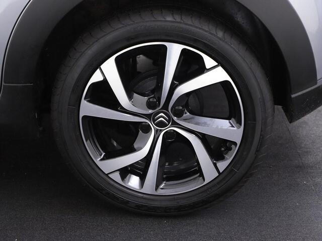 Citroen C3 1.2 PureTech Shine Camera/Nav/H.Leder/Ecc/Led