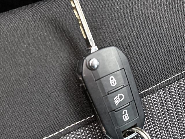 Citroen C3 Aircross 110 PK Shine | Rijklaar | Camera | Navigatie | LM Velgen |