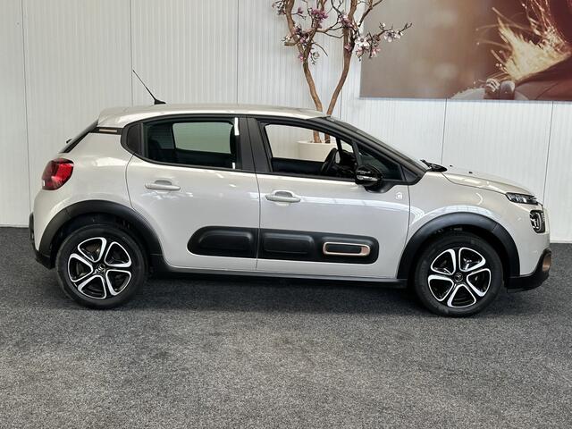 Citroen C3 1.2 83PK C-SERIES 15 STUKS OP VOORRAAD APPLE CARPLAY ANDROID AUTO PARKEERSENSOREN CRUISE CONTROL AUTOMATISCHE AIRCO 16 INCH VELGEN ZEER MOOI !!! 3010