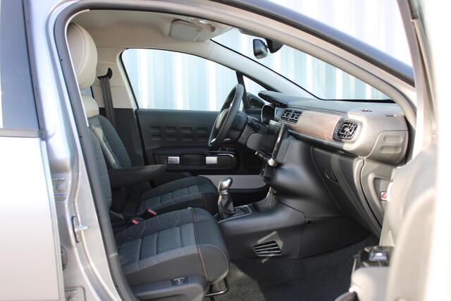 Citroen C3 1.2 PT Max CAMERA/NAVI/KEYLESS ENTRY