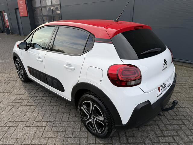 Citroen C3 82pk Shine (Trekhaak - Stoelverwarming - Camera - Navigatie via App - Automatische Airco - Parkeersensoren)